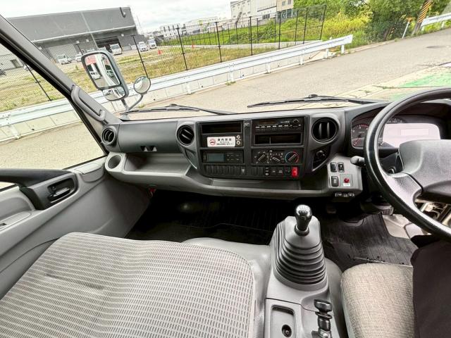 Hino Dutro 10