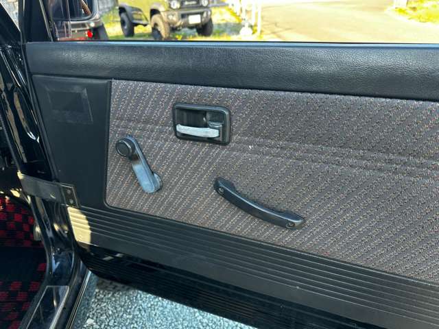 Suzuki Jimny 12
