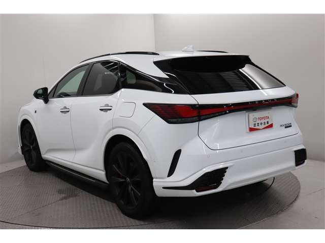 Lexus RX 8