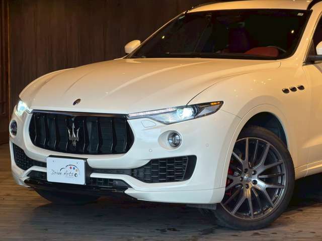 Maserati Levante 3