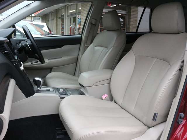 Subaru Legacy Outback 5