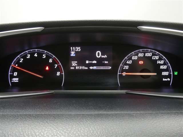 Toyota Sienta 9