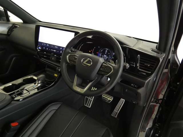 Lexus NX 3