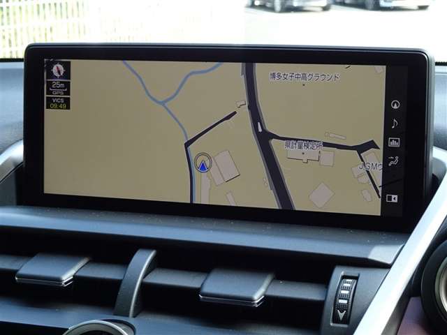 Lexus NX 6