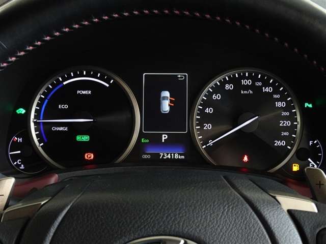 Lexus NX 10