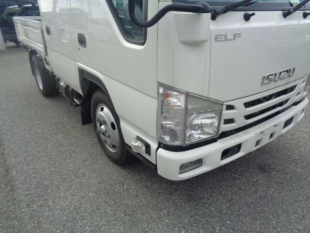 Isuzu Elf 3