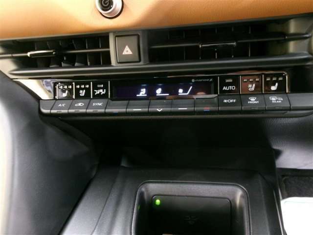 Toyota Crown Crossover 4