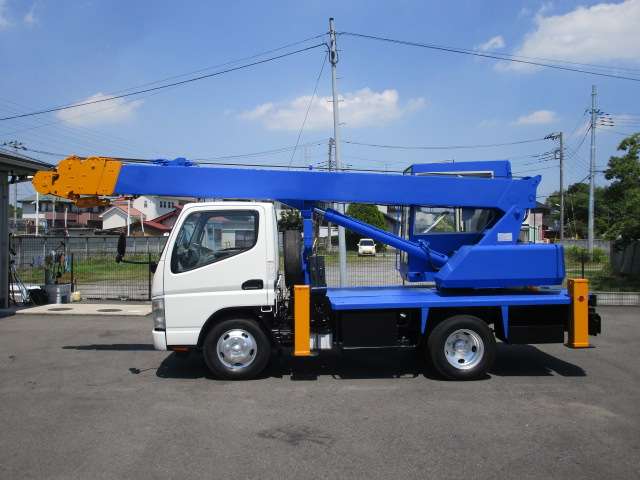 Mitsubishi Fuso Canter 6