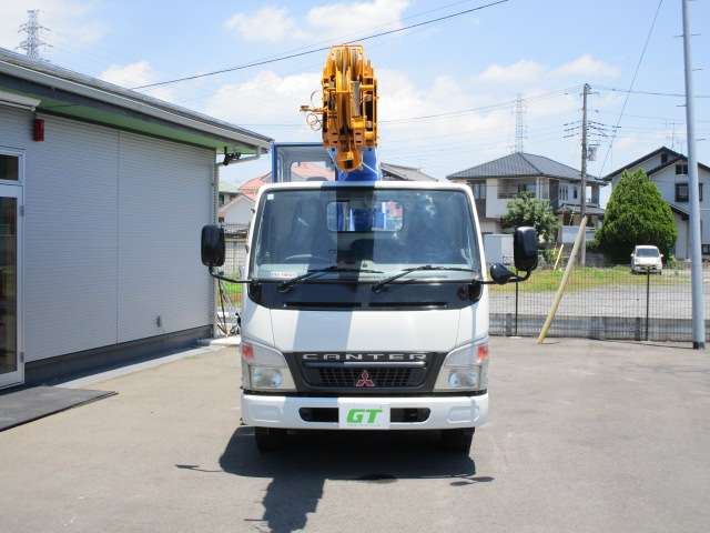 Mitsubishi Fuso Canter 7