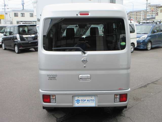 Nissan NV100 Clipper 5