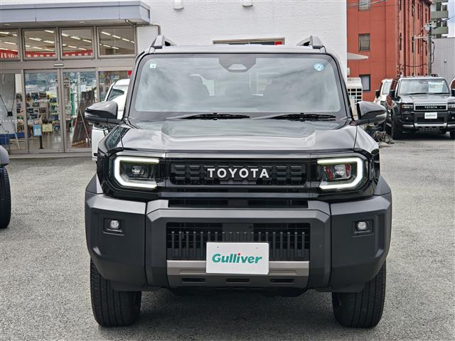 Toyota Land Cruiser FJ 4