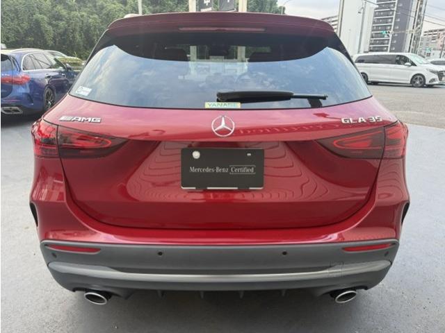 Mercedes-Benz GLA-Class 3