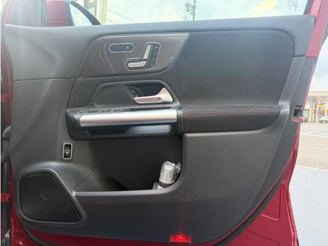 Mercedes-Benz GLA-Class 9