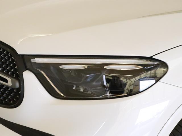 Mercedes-Benz GLC 8