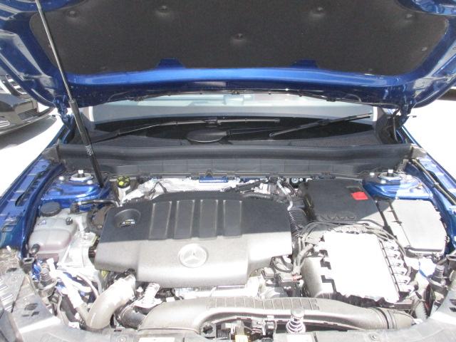 Mercedes-Benz GLB 6