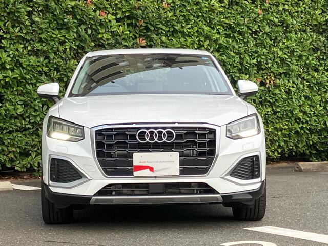 Audi Q2 3