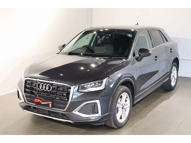 Audi Q2 6