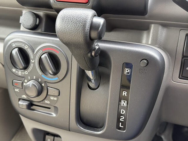 Suzuki Every 8