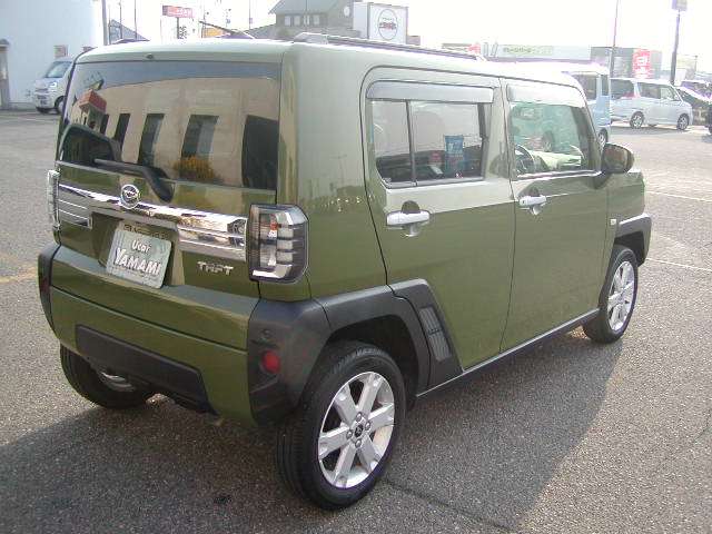 Daihatsu Taft 11