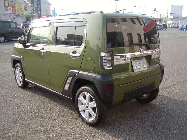 Daihatsu Taft 9