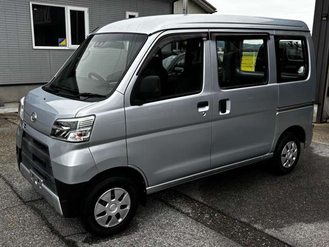 Daihatsu Hijet Cargo 7