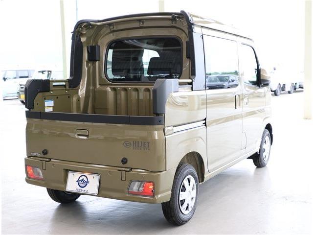 Daihatsu Hijet Deck Van 5