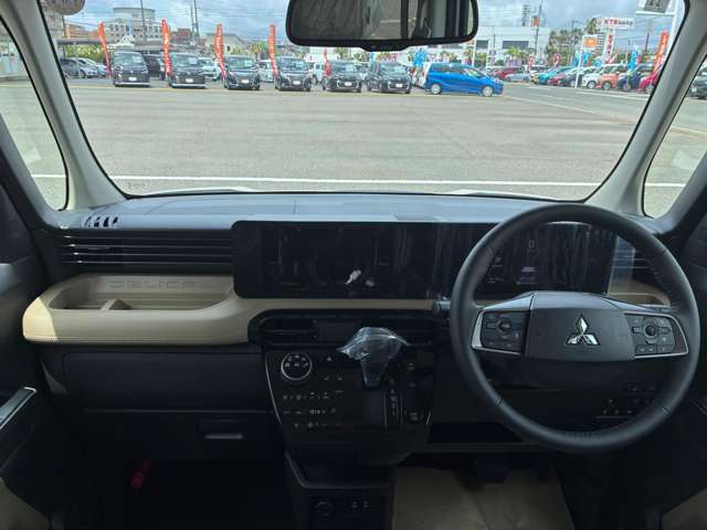 Mitsubishi Delica Mini 3