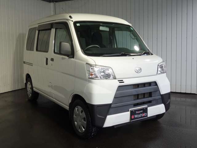 Daihatsu Hijet Cargo 3
