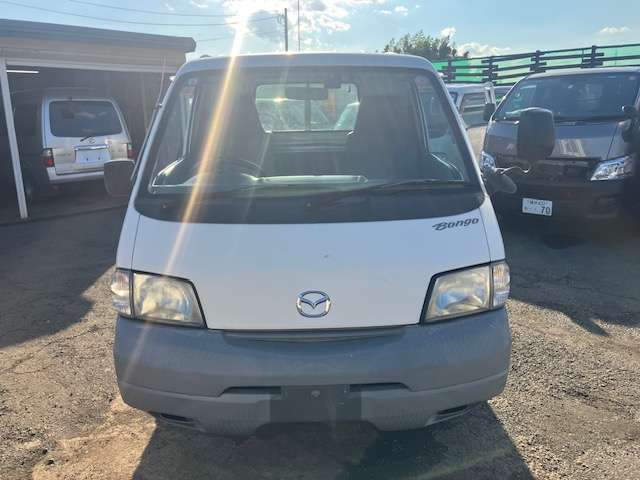 Mazda Bongo Truck 3