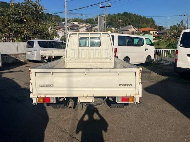 Mazda Bongo Truck 5