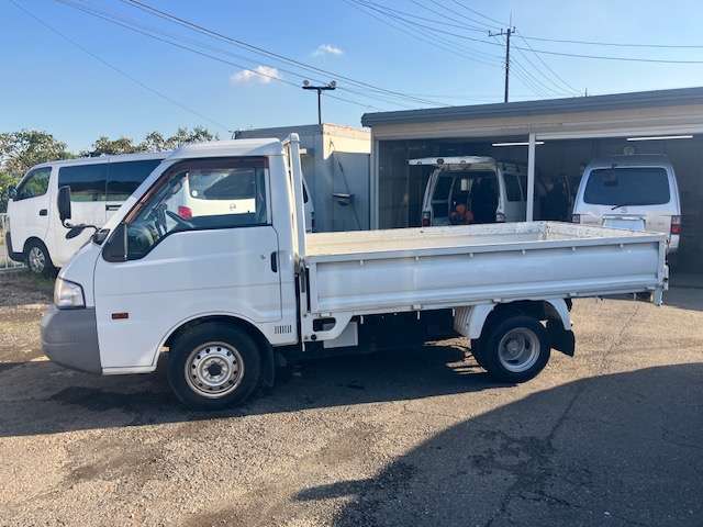 Mazda Bongo Truck 6
