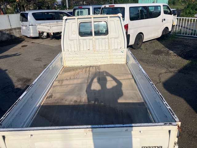 Mazda Bongo Truck 7