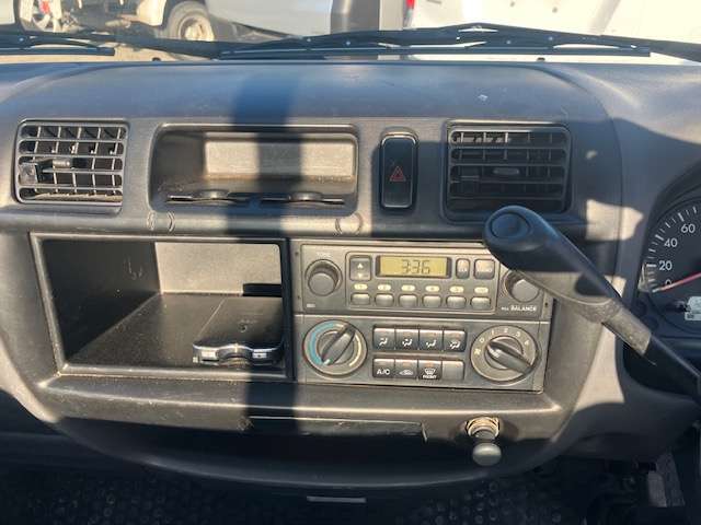 Mazda Bongo Truck 10