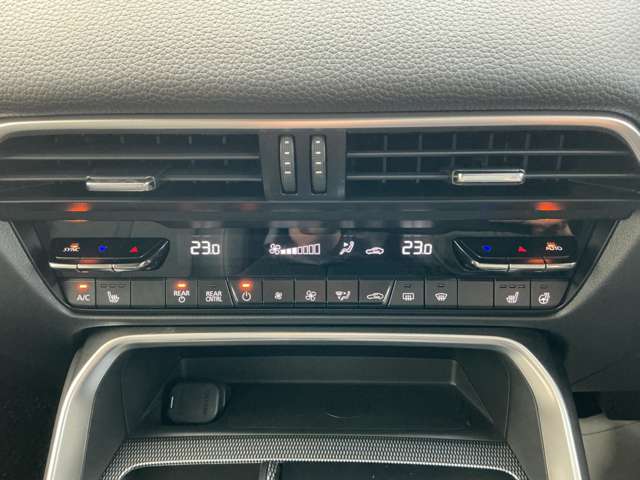 Mazda CX-80 9