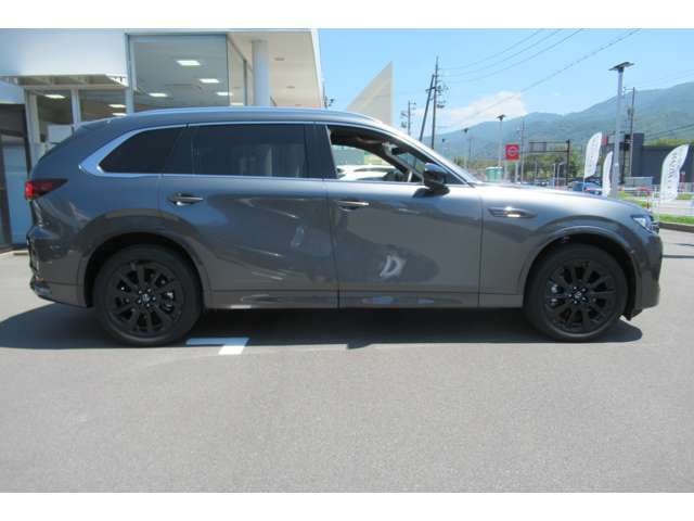 Mazda CX-80 11