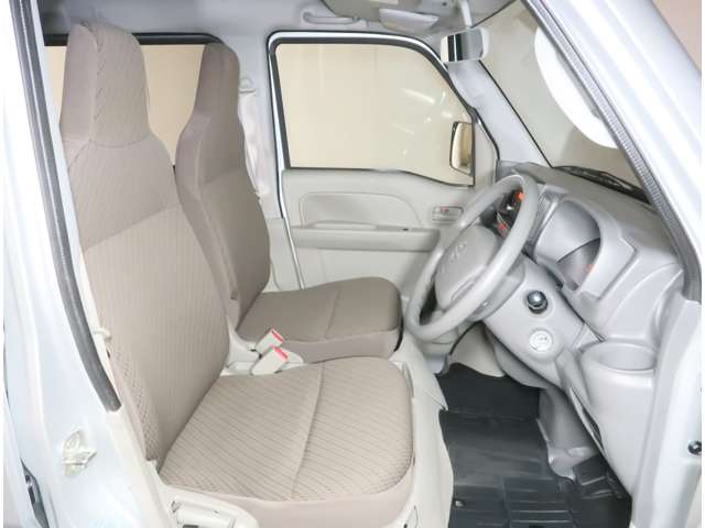 Nissan NV100 Clipper 10