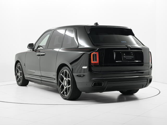 Rolls-Royce ブラックバッジカリナン 5