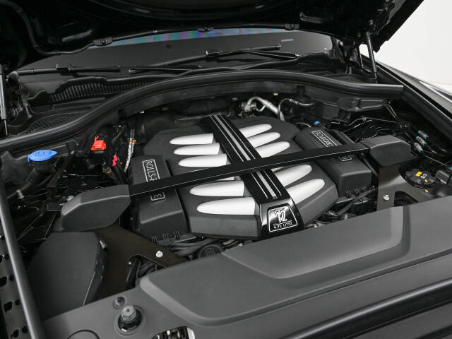 Rolls-Royce ブラックバッジカリナン 8