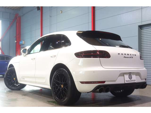 Porsche Macan 7