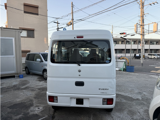 Suzuki Every 3