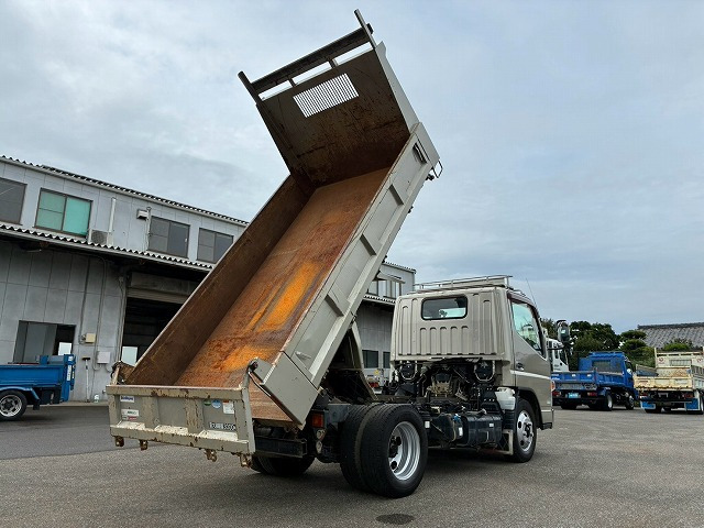 Mitsubishi Fuso Canter 9
