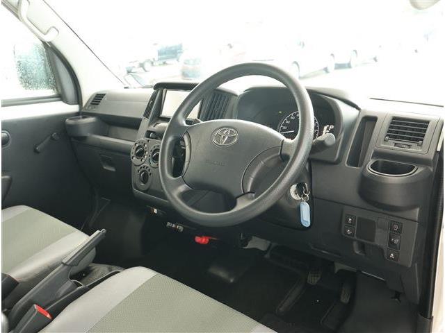 Toyota Town Ace Van 3