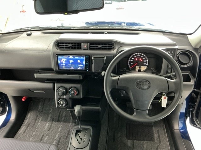 Toyota Probox Van 4