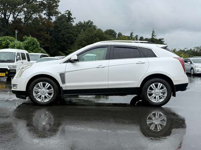Cadillac SRXCrossover 8