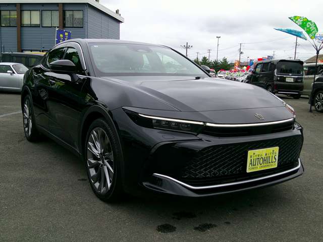Toyota Crown Crossover 3