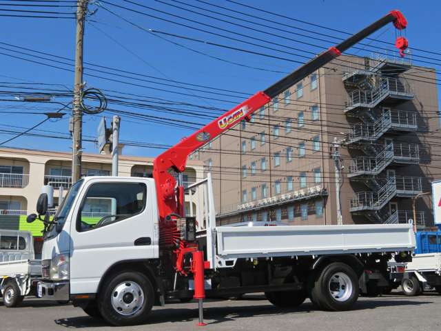 Mitsubishi Fuso Canter 9