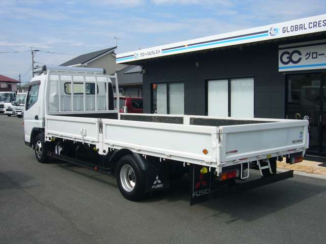 Mitsubishi Fuso Canter 7