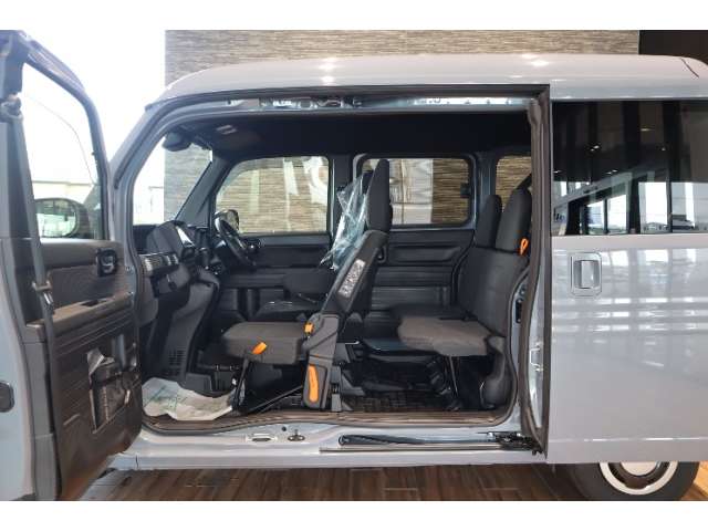 Honda N-VAN 9