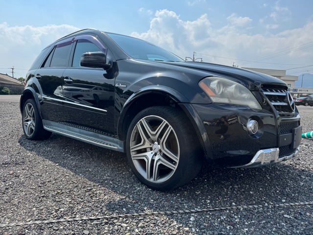 Mercedes-Benz MClass 2