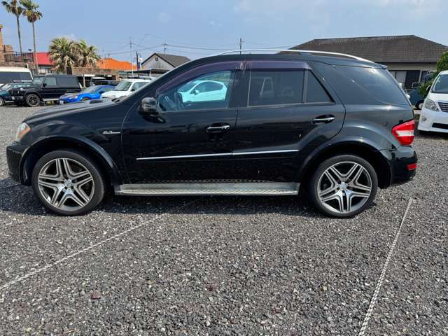 Mercedes-Benz MClass 4